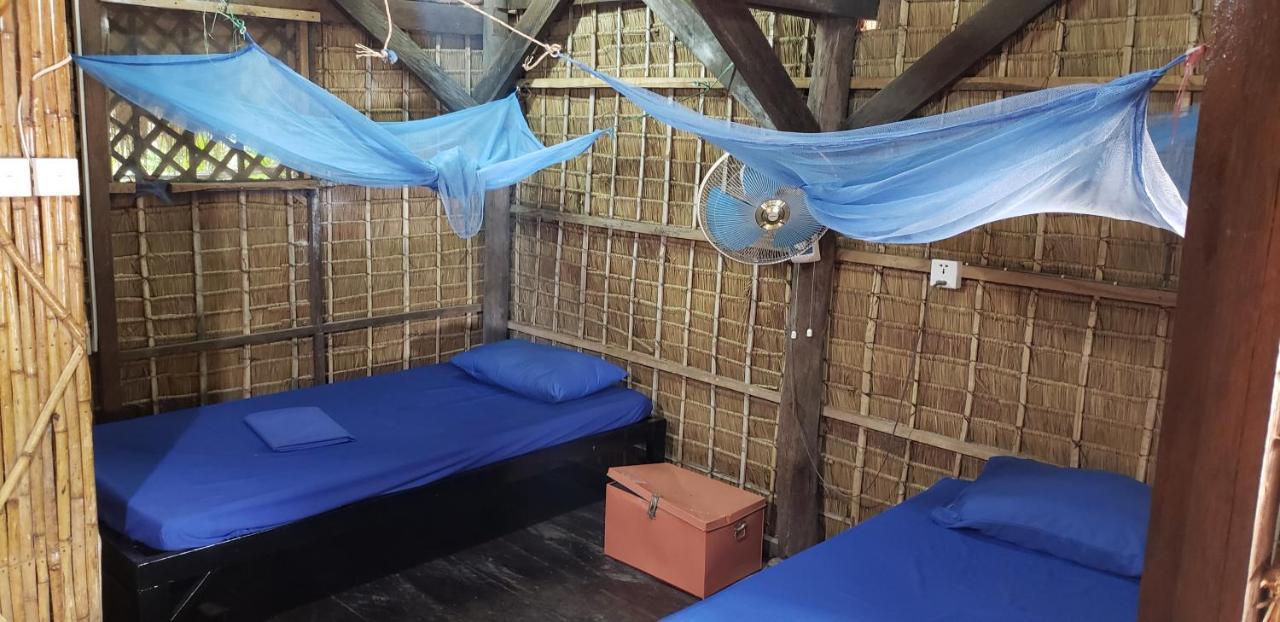 Arcadia Backpackers & Waterpark Hostel Kampot Exterior photo